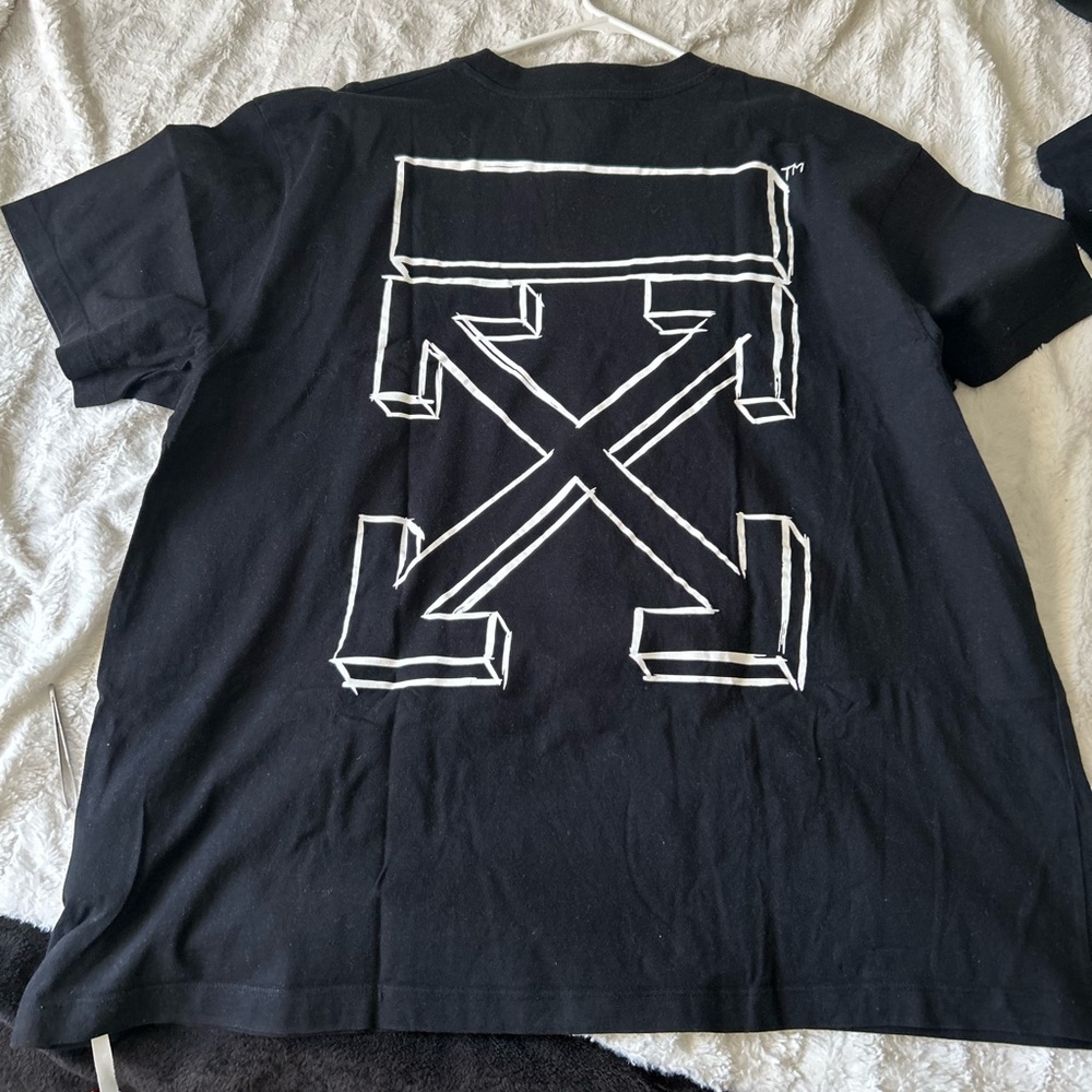 Black Off-White T-shirt